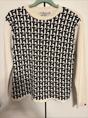 Vintage 2000 Tommy Hilfiger Cream and Black Monogram Crewneck Sweater